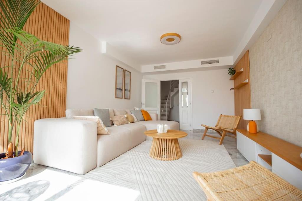 Apartamento Bright Nordic Style Penthouse In Beachside *