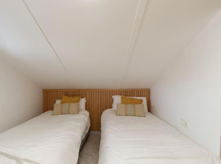 Apartment Bright Nordic Style Penthouse In Beachside Marbella