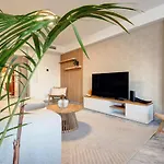 Bright Nordic Style Penthouse In Beachside Resort