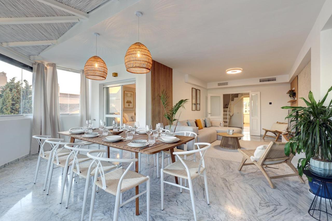 Bright Nordic Style Penthouse In Beachside